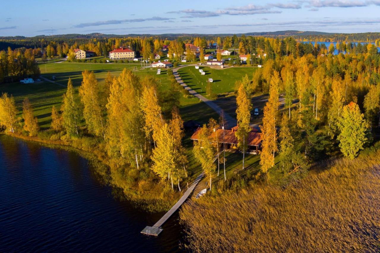 Ik Hotel & Camping Кеуруу Екстер'єр фото