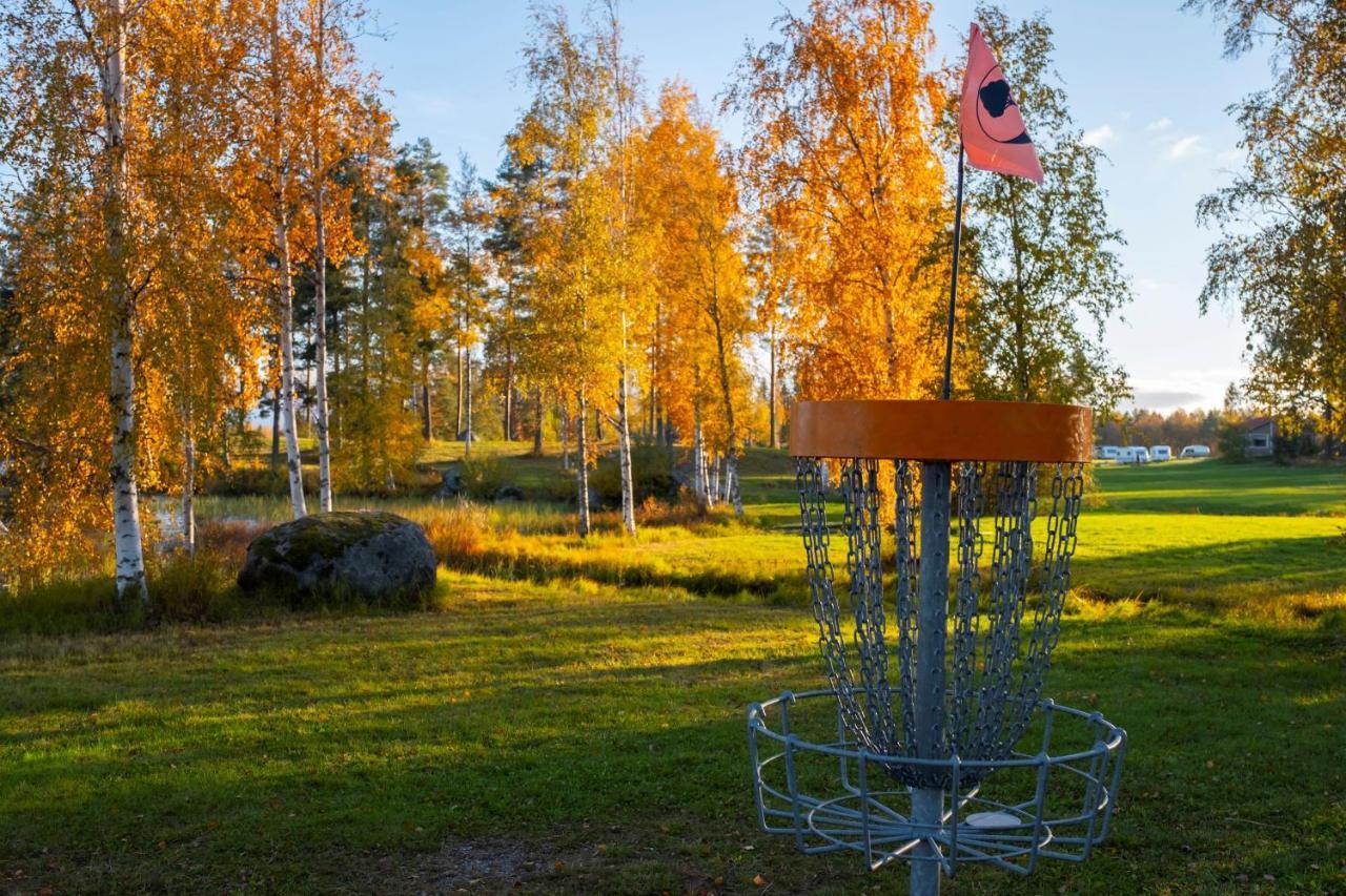 Ik Hotel & Camping Кеуруу Екстер'єр фото