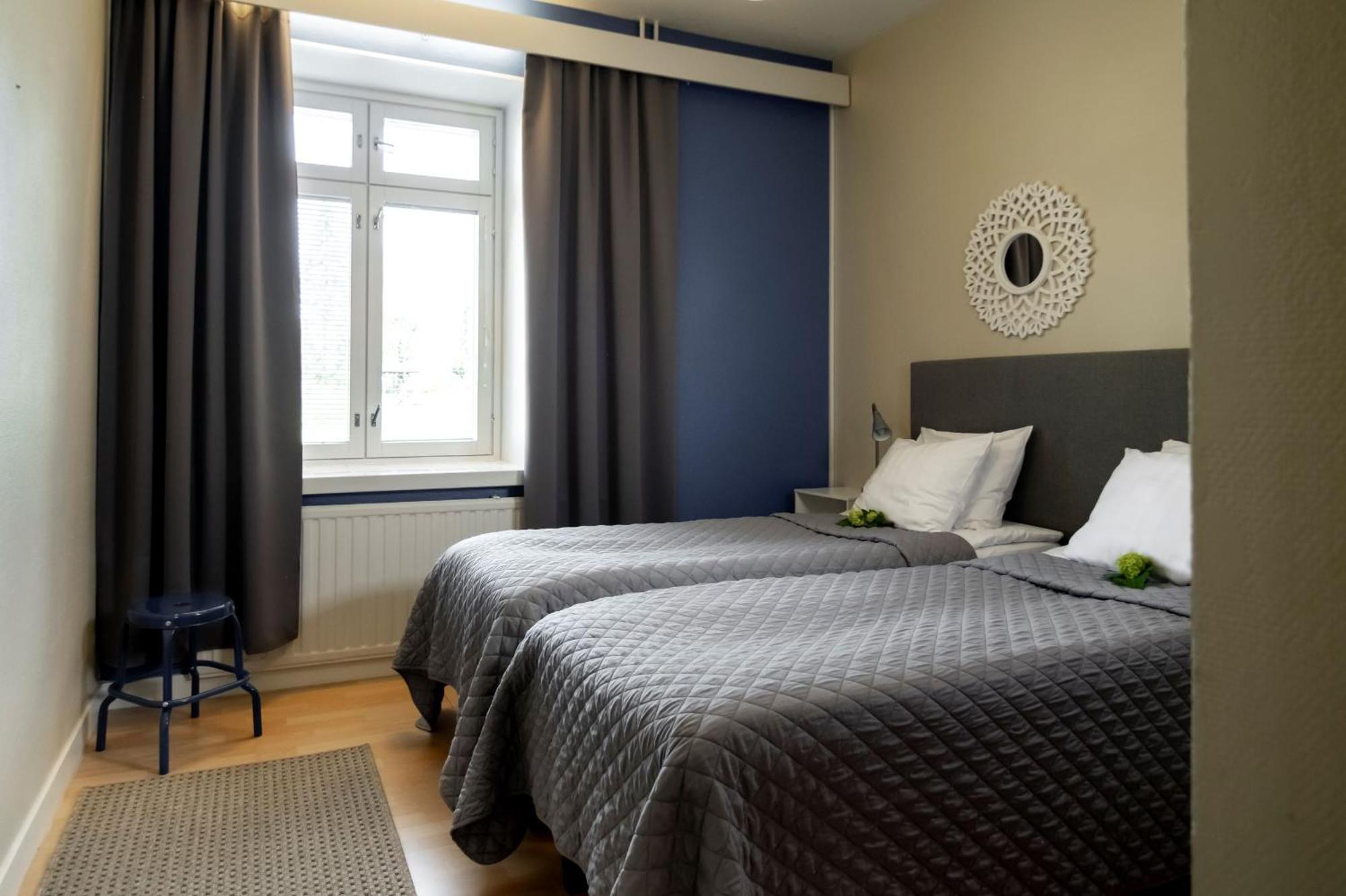 Ik Hotel & Camping Кеуруу Номер фото