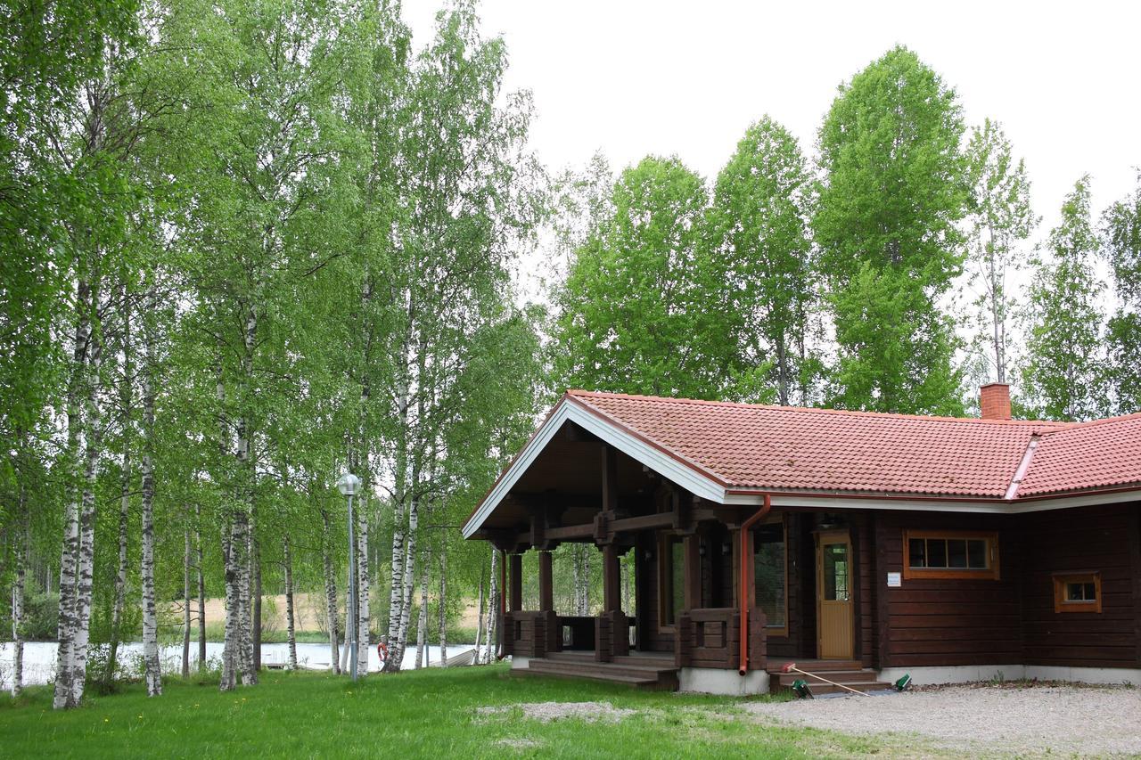 Ik Hotel & Camping Кеуруу Екстер'єр фото